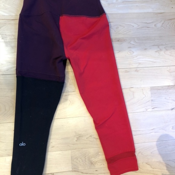 Alo Yoga High Waist Spatial Capri - Small - Picture 2 of 3